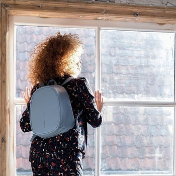 Фото Рюкзак-антизлодій XD Design Bobby Elle Light Blue P705.225