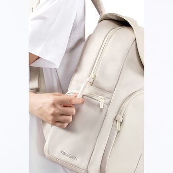 Фото Міський рюкзак Анти-злодій XD Design Soft Daypack 15L Grey P705.983