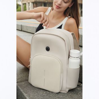 Фото Міський рюкзак Анти-злодій XD Design Soft Daypack 15L Grey P705.983